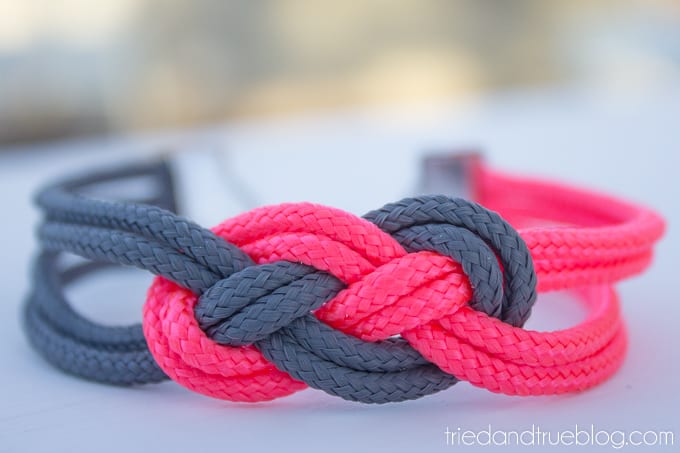 Super Easy Sailor Knot Bracelet For Valentine S Day Tried True Here Are More Fun Tutorials For You To Enjoy