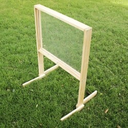 Outdoor Easel Tutorial & Plans