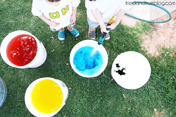 How To Throw A Crazy Summer Playdate - Color