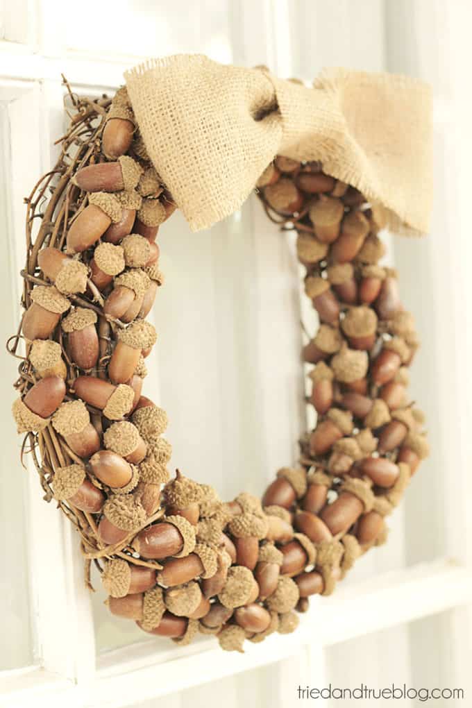 Fall Wreath with Acorns - A simple and beautiful wreath for Fall!