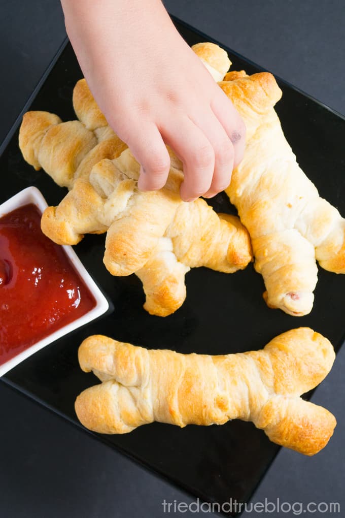 After School Halloween Snack Bones for the little monsters in your life!