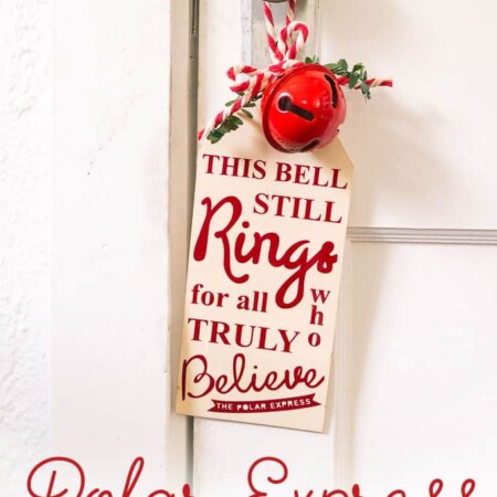 This Polar Express Bell Sign is easy with the free vinyl cutting file!