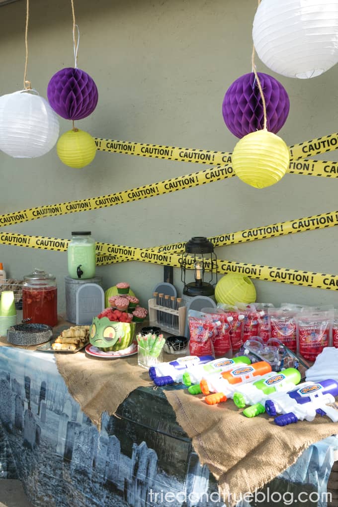 Halloween Zombie Party for Kids! - Table